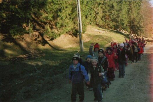 Copii in padure